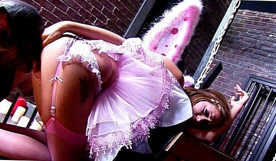 Мамочки: Tricky Agent - Shy cutie fucks like a slut, порно видео